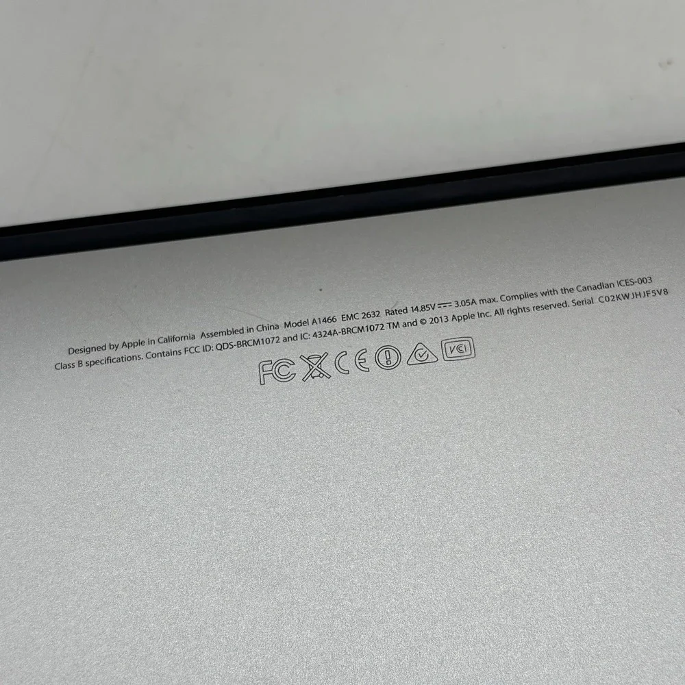 Apple A1466 13